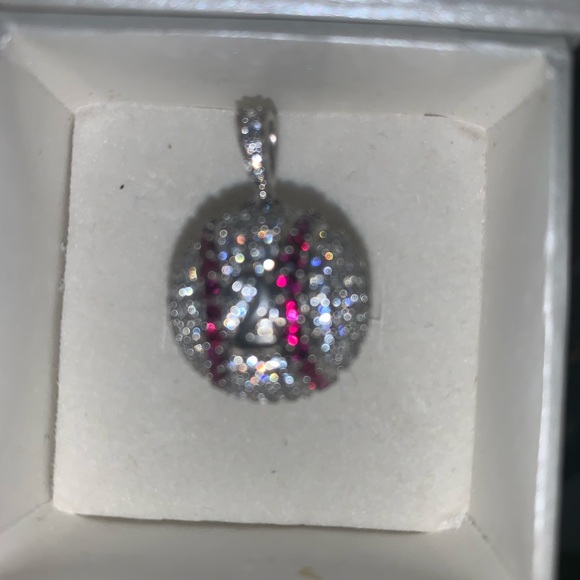 VVS diamond pendant - Picture 2 of 4